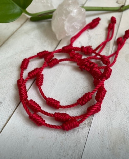 7 nudos Pulsera roja